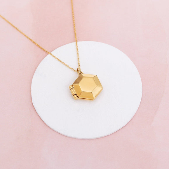 Capsul Locket Necklace - Capsul