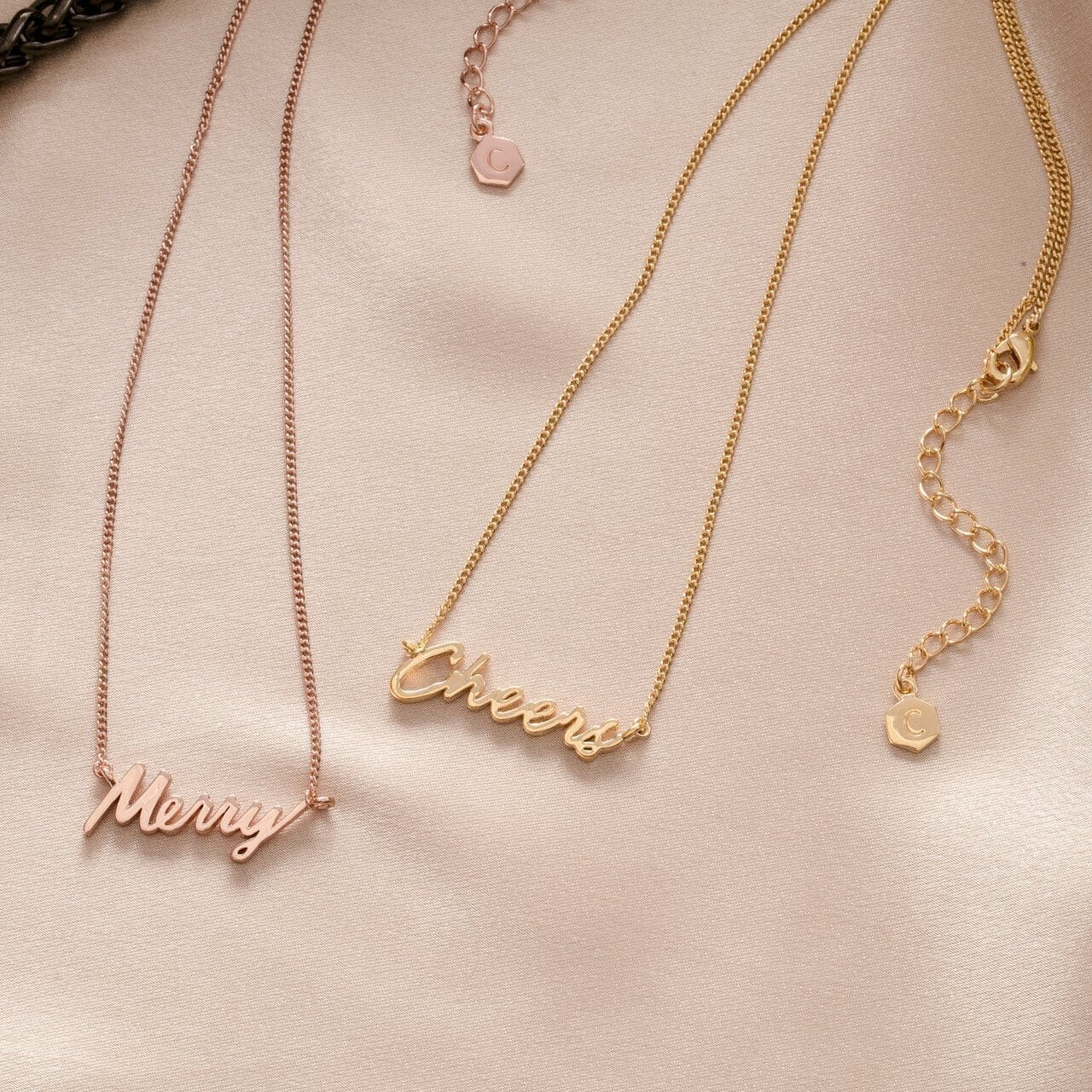 Cheers Signature Necklace - Capsul