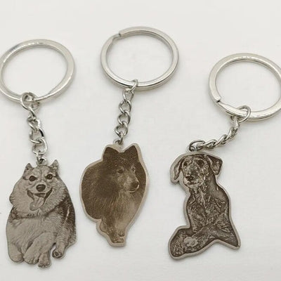 Custom Laser-cut Portrait Keychain - Capsul