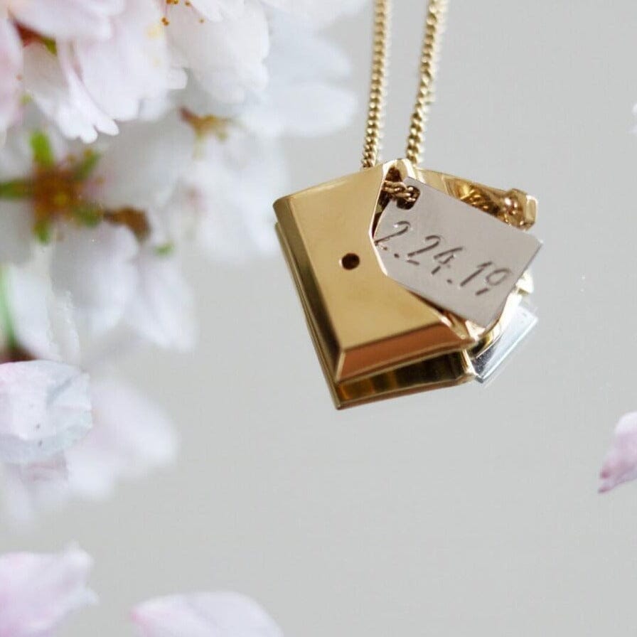 Custom Love Letter Envelope Necklace - Capsul