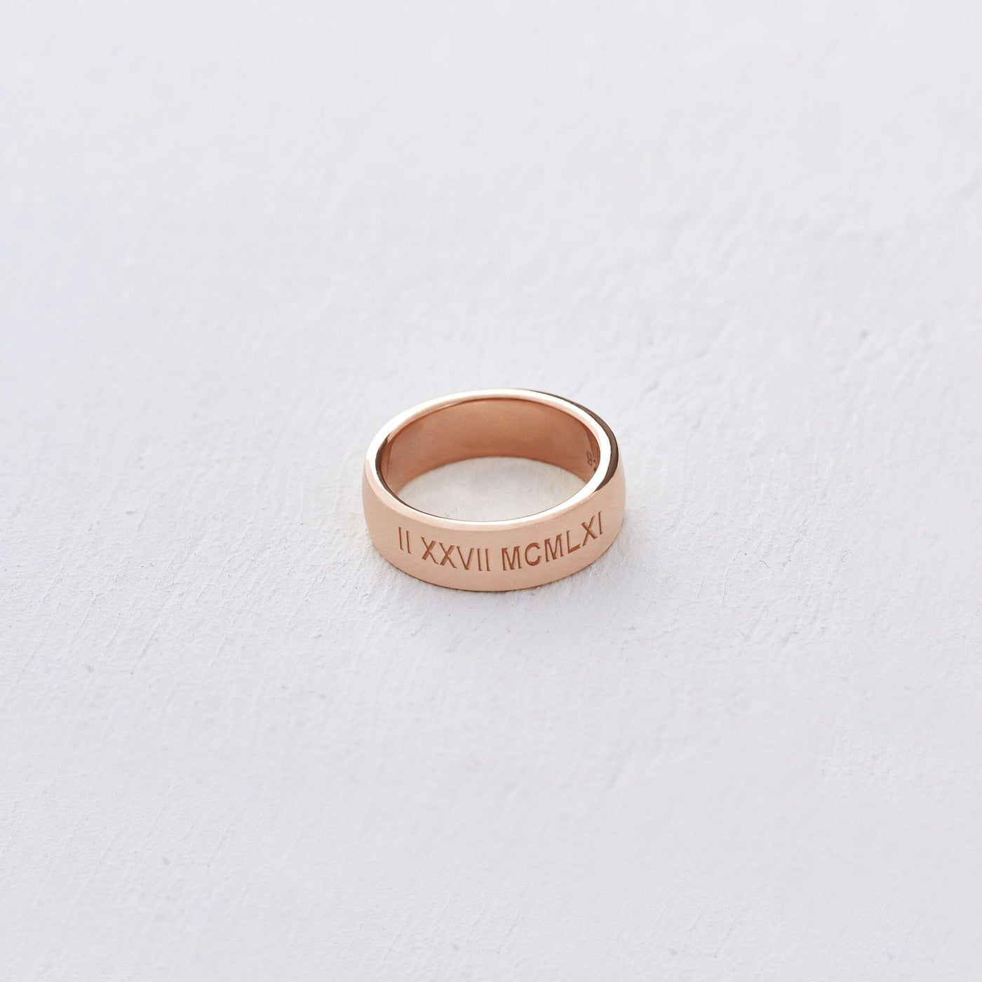 Custom Medium Classic Ring - Capsul