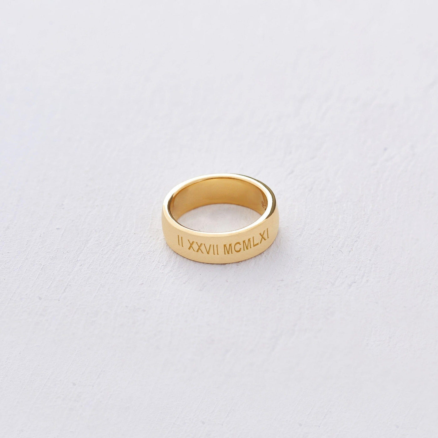 Custom Medium Classic Ring - Capsul