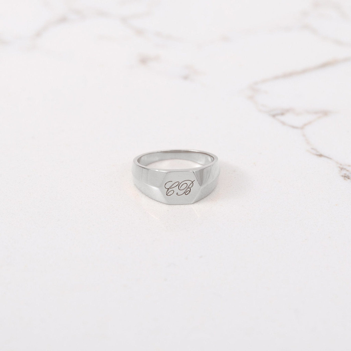 Custom Signet Ring - Capsul