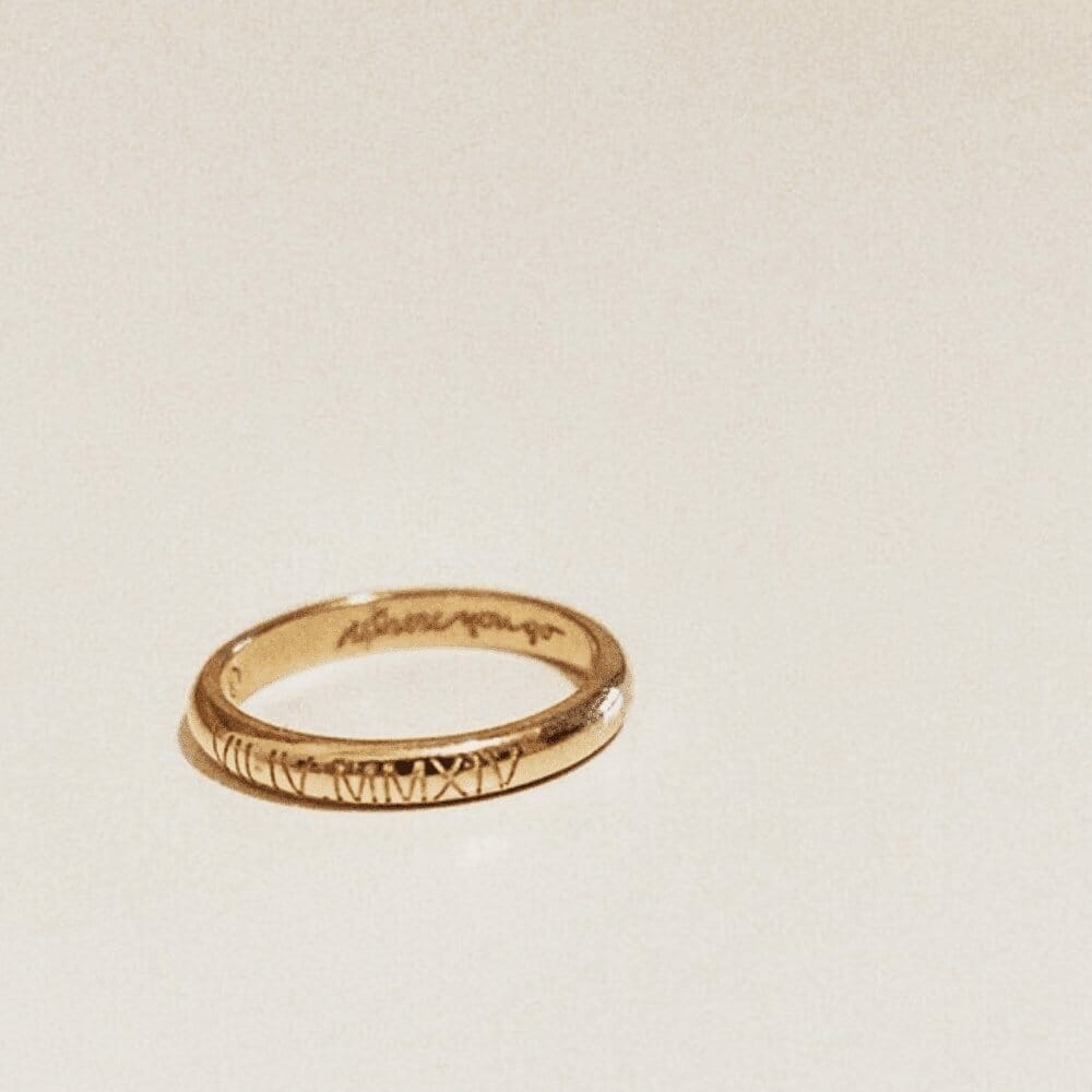 Custom Thin Classic Ring - Capsul