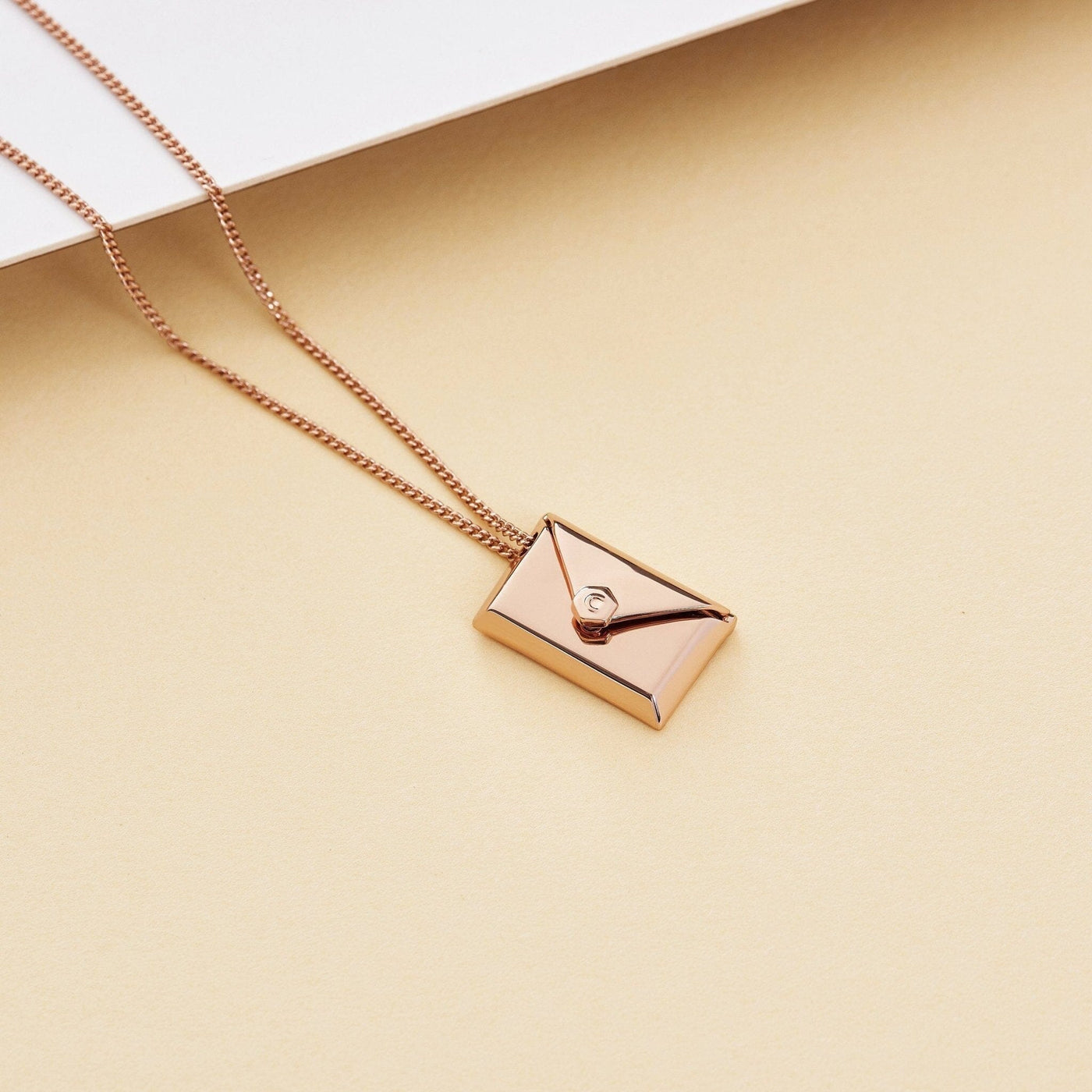 Love Letter Envelope Necklace - Capsul