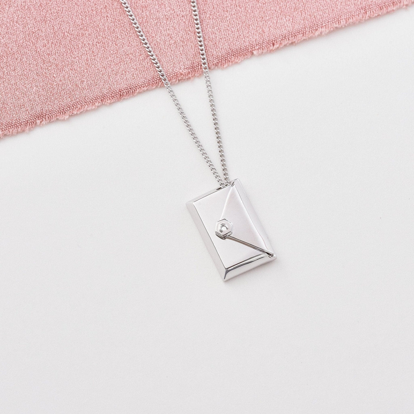 Love Letter Envelope Necklace - Capsul