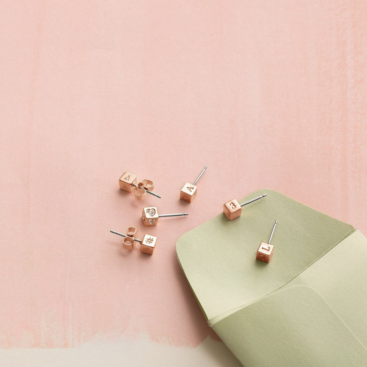 Mini - Block Stud Earring - Capsul