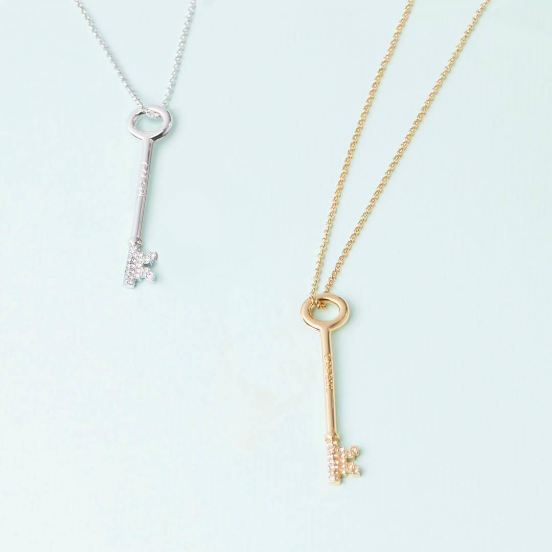 Pavé Hotel Key Necklace - Capsul