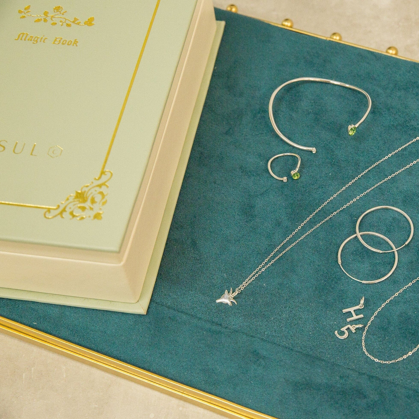"All About Me" Gift Box - Capsul