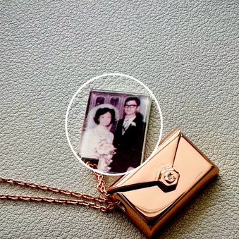 Custom Photo Envelope Locket Necklace - Capsul