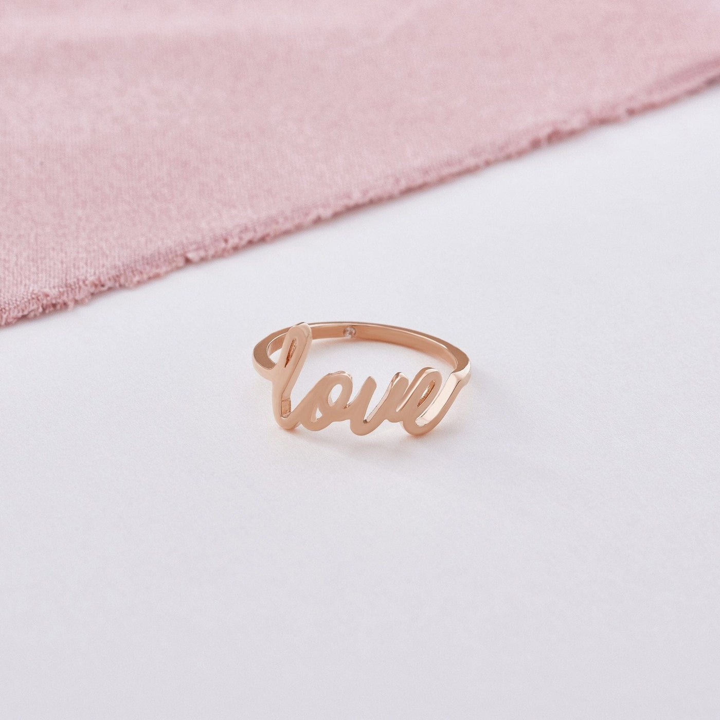 Love Signature Ring - Capsul