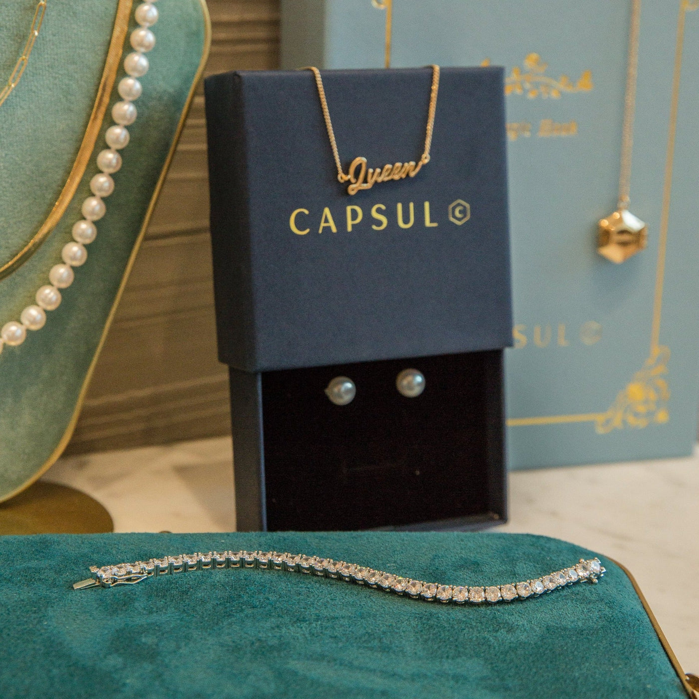 "Quiet Luxury" Gift Box - Capsul